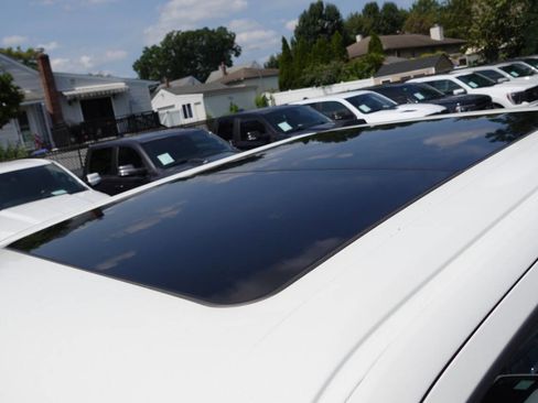 Used 2023 Ford F150 Lariat w/ Equipment Group 502A High image 16