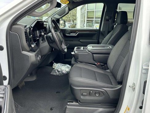 Used 2022 Chevrolet Silverado 1500 LT Trail Boss w/ Protection Package image 16