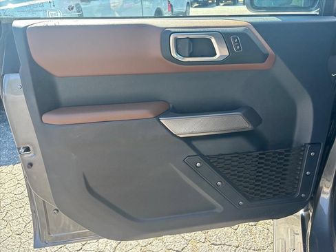 Used 2023 Ford Bronco Outer Banks AWD/4WD image 23
