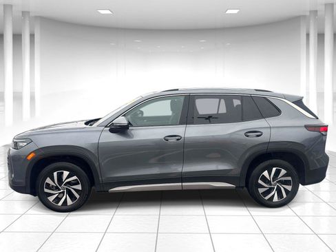 Certified 2025 Volkswagen Tiguan S AWD/4WD image 8