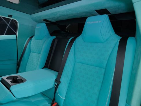 Used 2025 Tesla Cybertruck AWD Crew Cab image 30