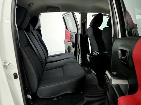 Certified 2023 Toyota Tacoma SR5 image 34