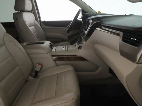 Used 2016 GMC Yukon Denali image 36