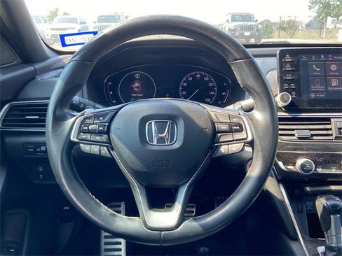 Used 2018 Honda Accord Sport image 13