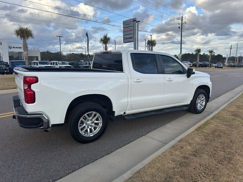 Used 2019 Chevrolet Silverado 1500 LT w/ All-Star Edition image 4