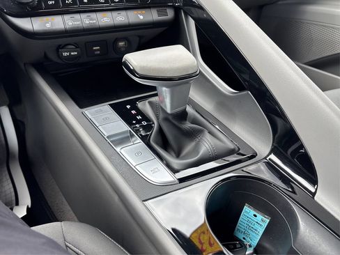 Certified 2023 Hyundai Elantra SEL w/ Convenience Package FWD image 29