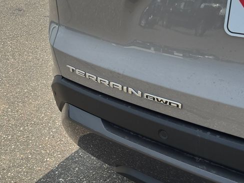 New 2027 GMC Terrain Elevation w/ Elevation Premium Package AWD/4WD image 21