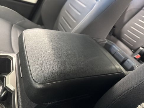 Certified 2024 Toyota Tacoma TRD Off-Road image 27