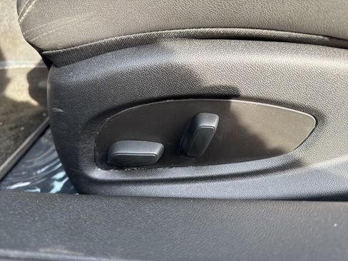 Used 2017 Chevrolet Camaro SS image 10