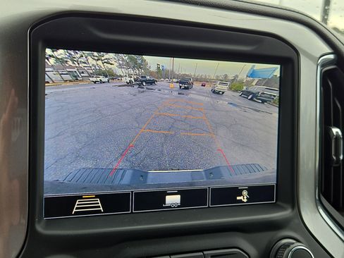 Used 2020 Chevrolet Silverado 2500 LTZ image 31