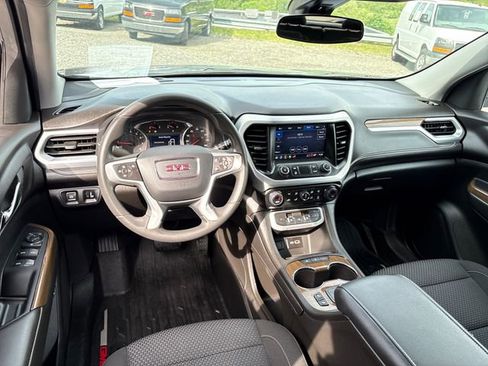 Used 2023 GMC Acadia SLE w/ Driver Convenience Package AWD/4WD image 11