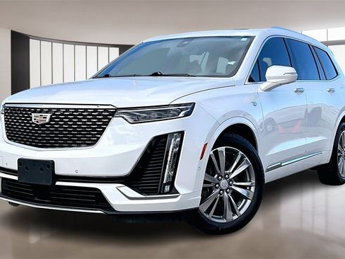 Used 2022 Cadillac XT6 Premium Luxury w/ Technology Package image 1