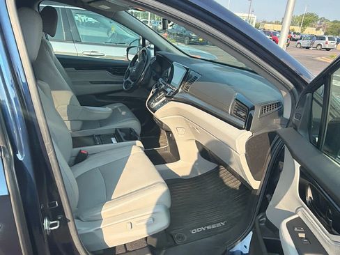 Used 2019 Honda Odyssey Elite image 9