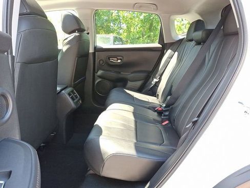 Certified 2025 Acura ADX AWD image 10