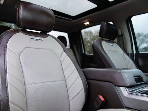 Used 2020 Ford F150 Limited w/ Trailer Tow Package image 31