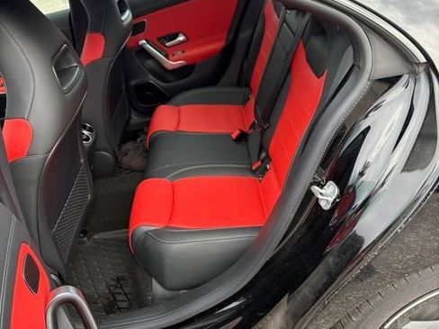 Used 2024 Mercedes-Benz CLA 250 4MATIC image 7