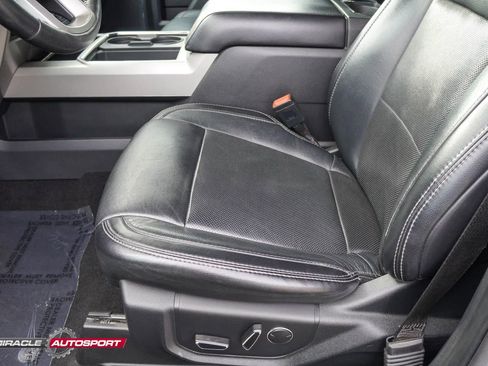 Used 2019 Ford F450 Lariat image 19