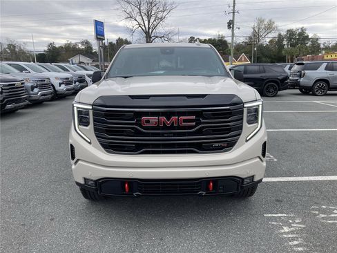 New 2026 GMC Sierra 1500 AT4 w/ AT4 Premium Package AWD/4WD image 3