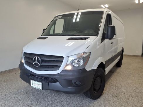 Used 2016 Mercedes-Benz Sprinter 2500 image 1