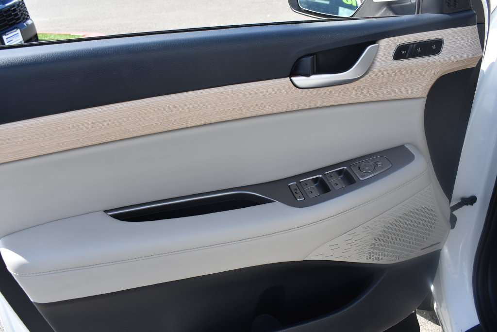 Certified 2023 Hyundai Palisade Limited FWD image 20