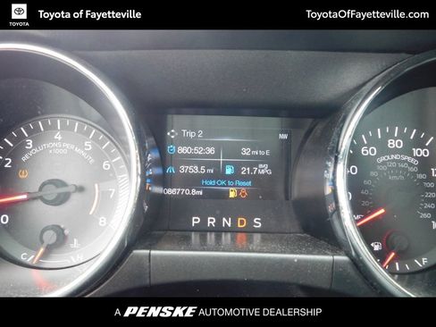 Used 2017 Ford Mustang Coupe RWD image 11