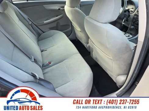 Used 2010 Toyota Corolla LE FWD image 12