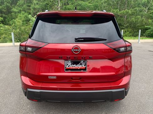 New 2026 Nissan Rogue Dark Armor FWD image 4