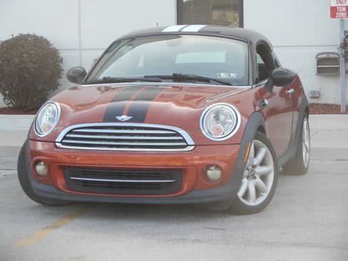 Used 2012 MINI Cooper Coupe FWD image 3