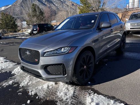 Used 2020 Jaguar F-PACE S image 3