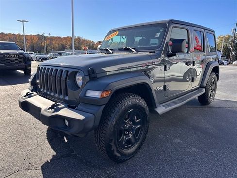 Used 2021 Jeep Wrangler Unlimited Sport image 7