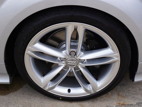 Used 2015 Audi TTS 2.0T Coupe image 12