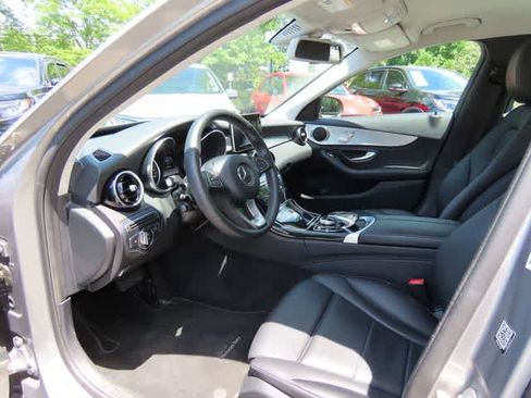 Used 2015 Mercedes-Benz C 300 4MATIC Sedan image 2