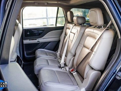 Used 2023 Lincoln Aviator Reserve w/ Equipment Group 201A RWD image 22
