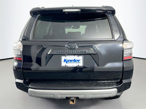 Used 2022 Toyota 4Runner TRD Off-Road Premium image 5