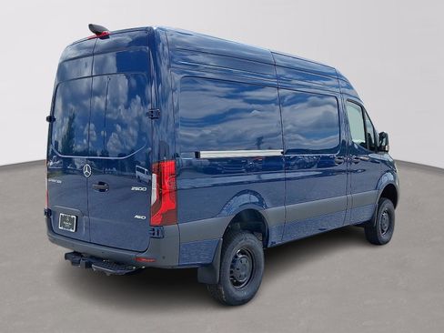 Used 2026 Mercedes-Benz Sprinter 2500 image 4