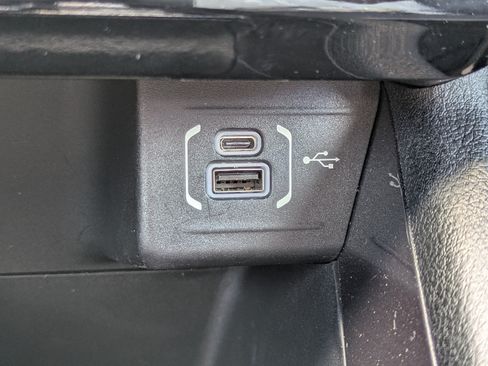 Used 2023 Jeep Compass Latitude AWD/4WD image 26