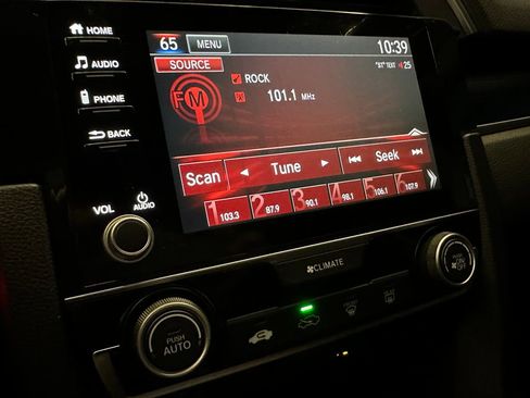 Used 2021 Honda Civic Sport image 13