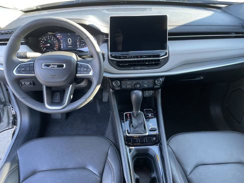 Used 2024 Jeep Compass Limited AWD/4WD image 15