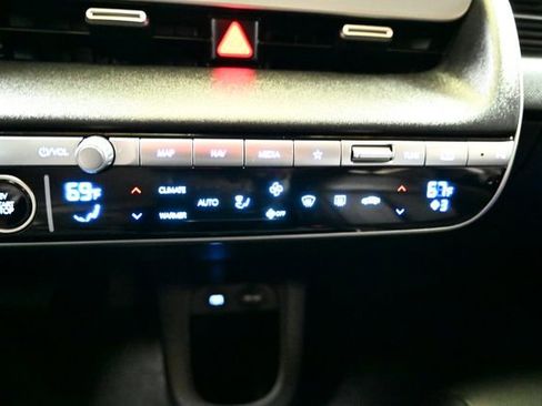 Used 2023 Hyundai Ioniq 5 SEL image 30