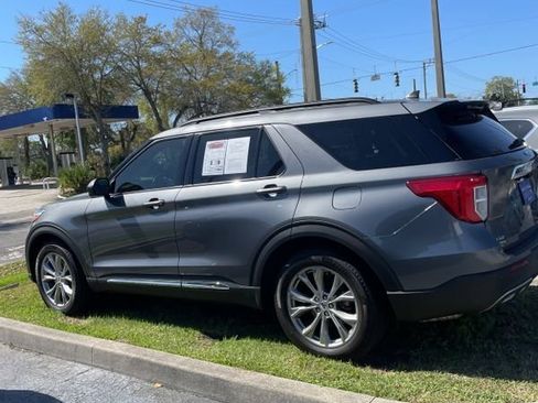 Used 2023 Ford Explorer XLT w/ Equipment Group 202A image 3