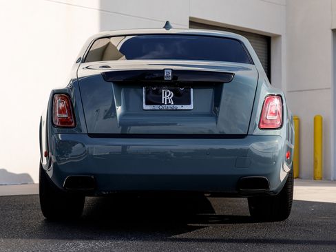 Certified 2023 Rolls-Royce Phantom Sedan w/ The Phantom Package image 15