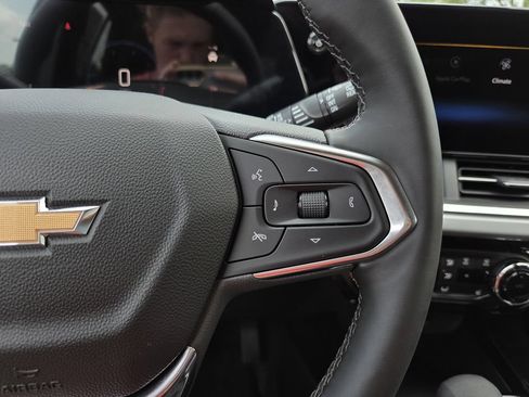 New 2026 Chevrolet Trax LT w/ Driver Confidence Package FWD image 23