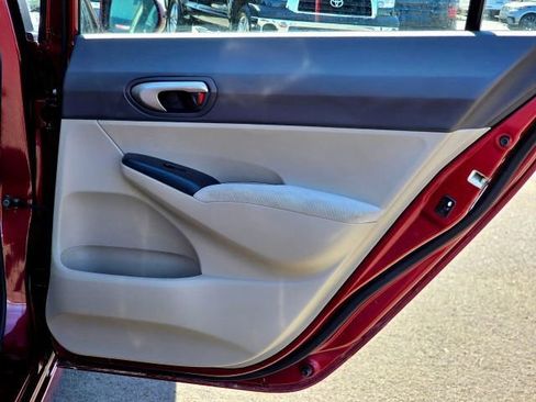 Used 2010 Honda Civic LX image 32