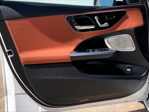 New 2025 Mercedes-Benz C 300 4MATIC Sedan image 10