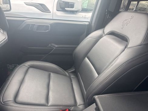 Used 2025 Ford Bronco Big Bend image 14