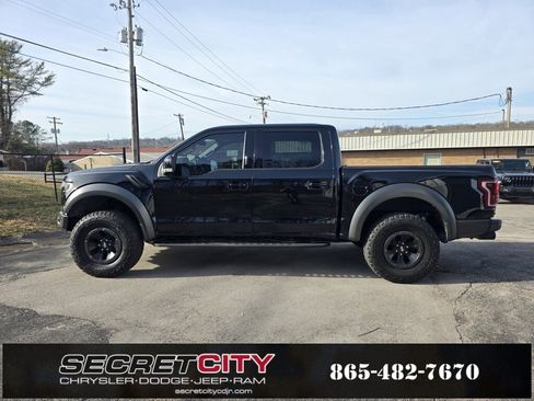 Used 2018 Ford F150 Raptor w/ Equipment Group 802A Luxury image 8