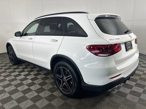 Used 2022 Mercedes-Benz GLC 300 4MATIC image 4