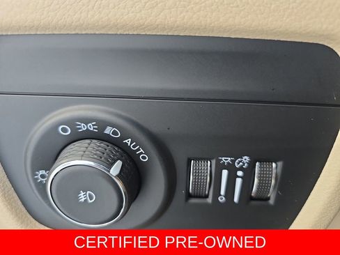 Used 2025 Jeep Grand Cherokee L Limited w/ Luxury Tech Group II AWD/4WD image 27