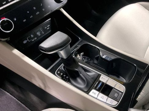 Used 2025 Hyundai Tucson SEL image 17