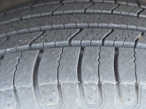 Used 2015 Toyota RAV4 XLE AWD/4WD image 19